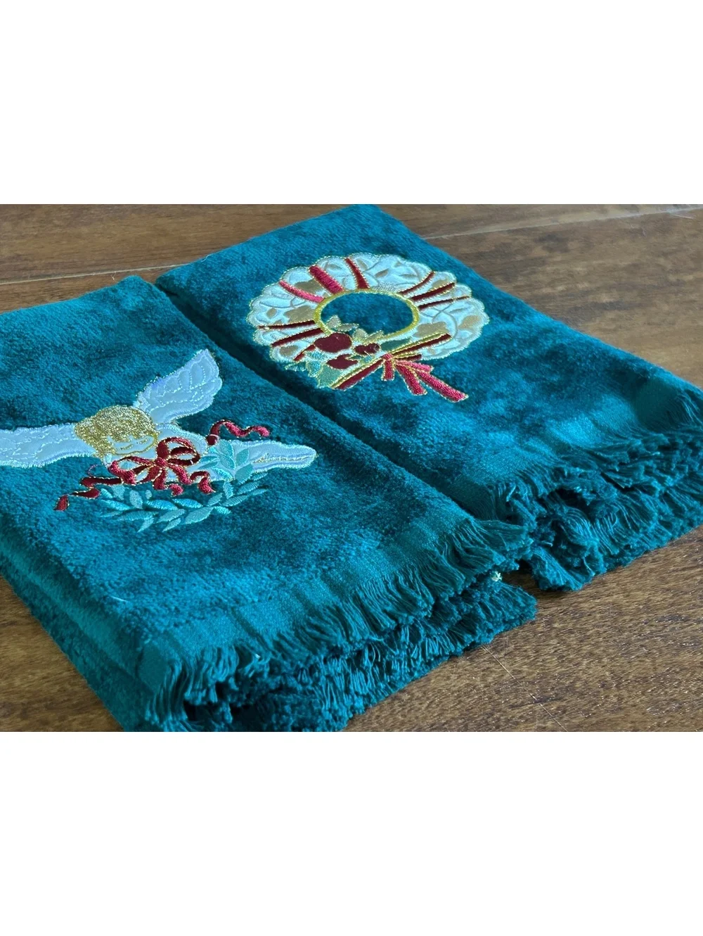 Jay Franco Embroidered Angel and Wreath Hand Towels Set of 2